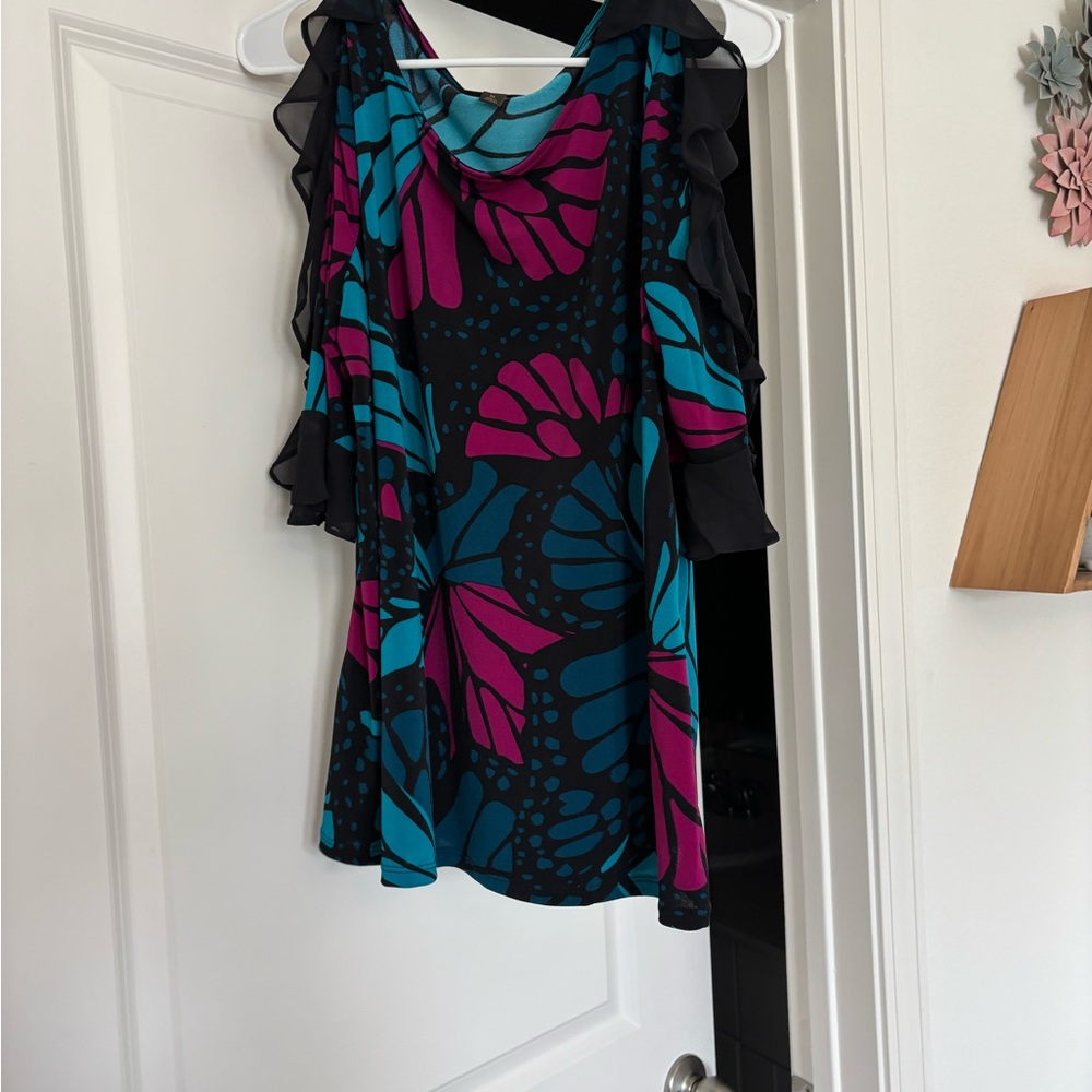 BOLD elements Teal and Magenta Patterned Top